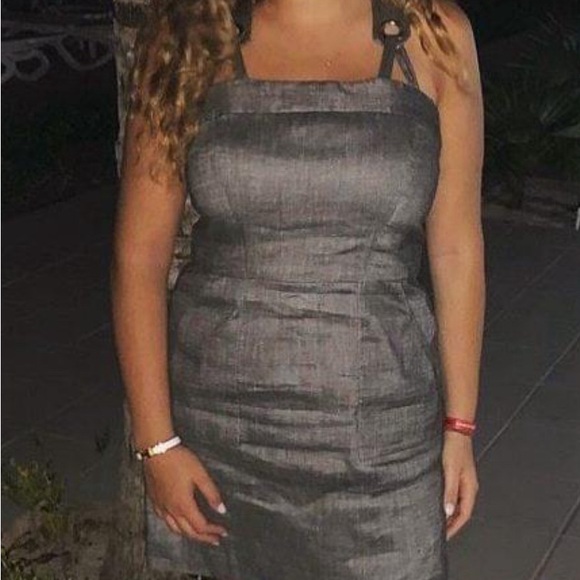 Summer dresses with pockets & interesting tie detail in the back - Picture 1 of 10